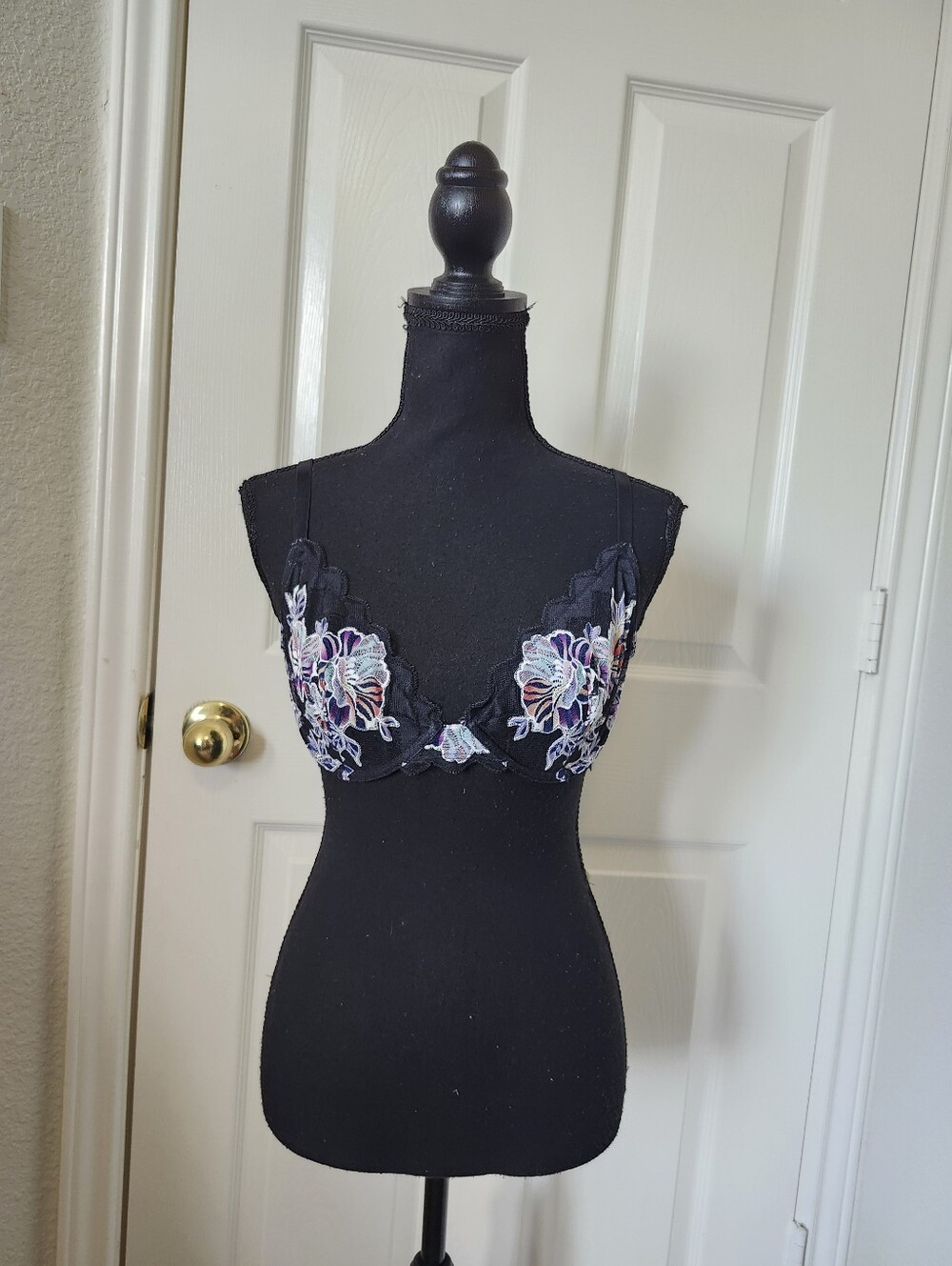 Savage X Fenty Black Lace Bra with Multicolor Floral Embroidery